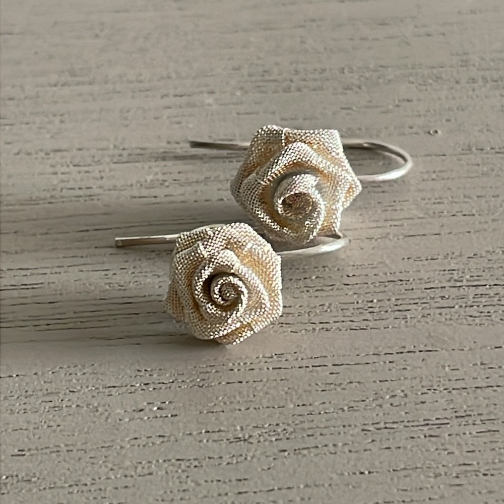 ✨SALE✨Rose Bud French Wire Earrings